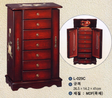 L-029c.jpg